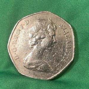 1973 Great Britain  50 Pence Coin Kims Circle Of Hands